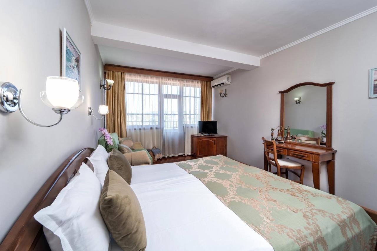 Hotel Izvora 克兰内沃 外观 照片